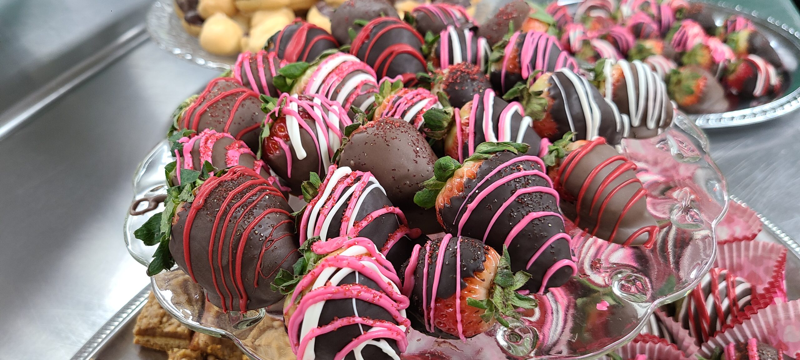 catering chocolate covered strawberries